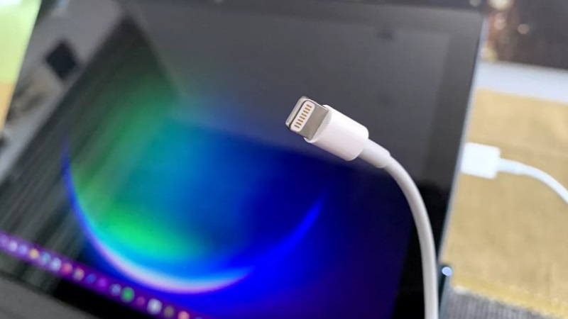 Cách chiếu màn hình điện thoại lên máy tính bằng USB?