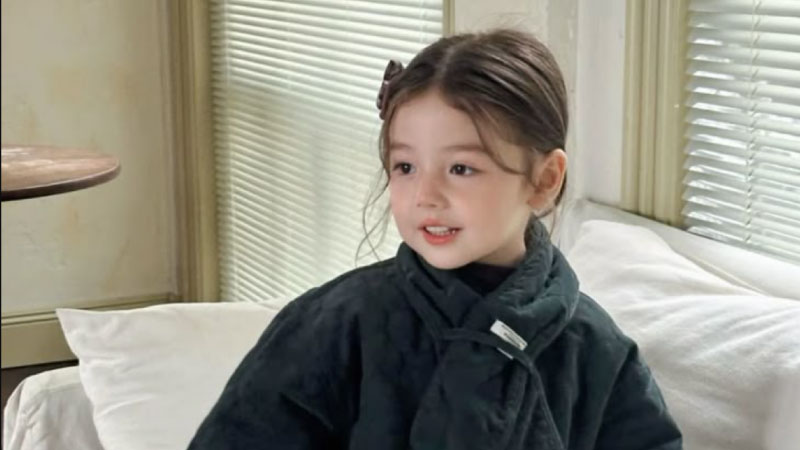 ảnh bé gái cute 4