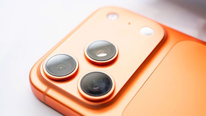 iphone 17 pro max back