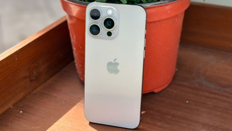 iphone 15 pro max giá bao nhiêu
