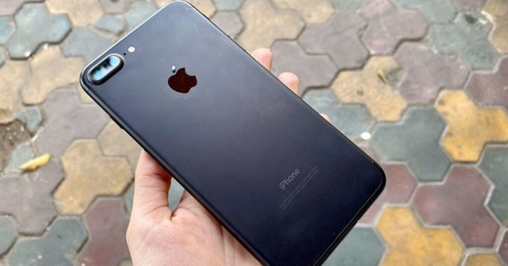 mua iphone cũ pin bao nhiêu là tốt