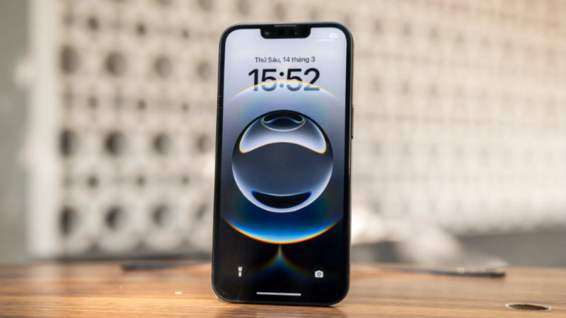 so sánh iphone 16e và iphone 15